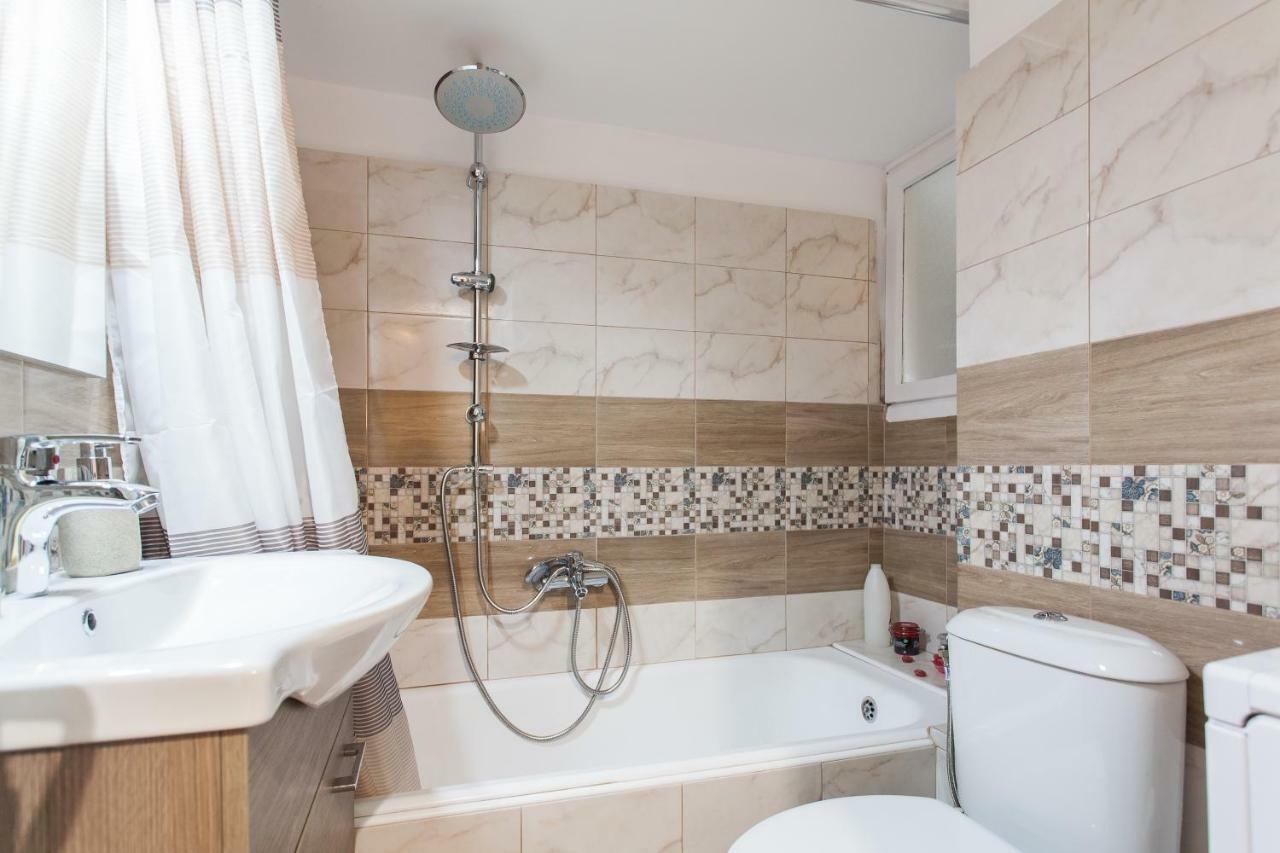 Central, Quiet, Cozy and Very Clean Apartment Ateny Zewnętrze zdjęcie
